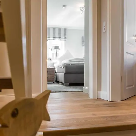 Holiday home Ocean House List