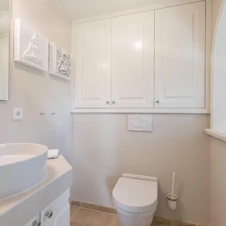Holiday home Ocean House List